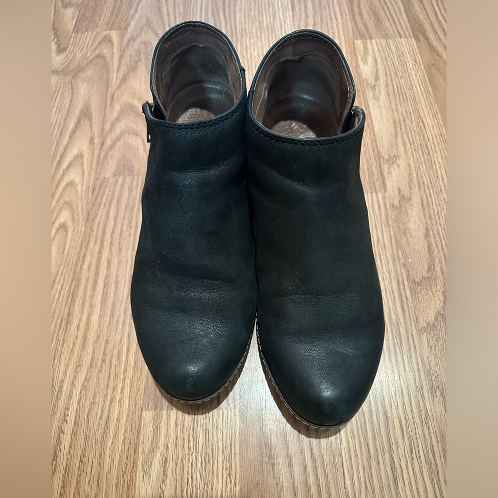 Dansko Women's Leyla Hidden Wedge Bootie in black size 38